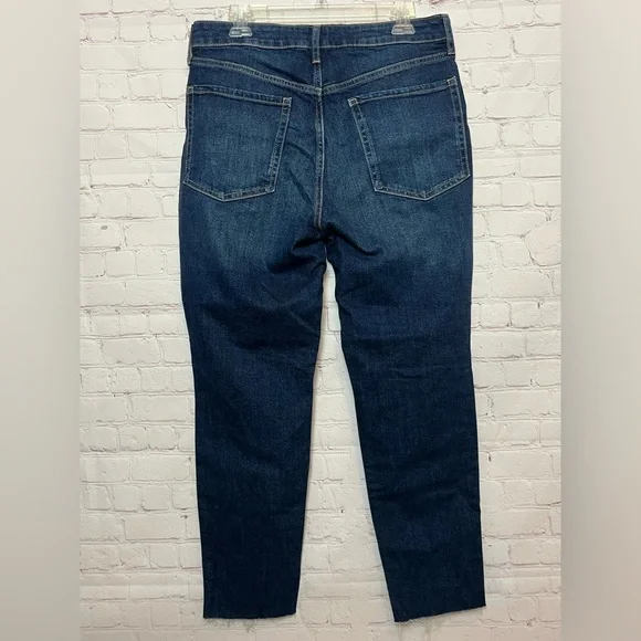 Old Navy High-Waisted Button-Fly O.G. Straight Ripped Cut-Off Jeans - Picture 6 of 16